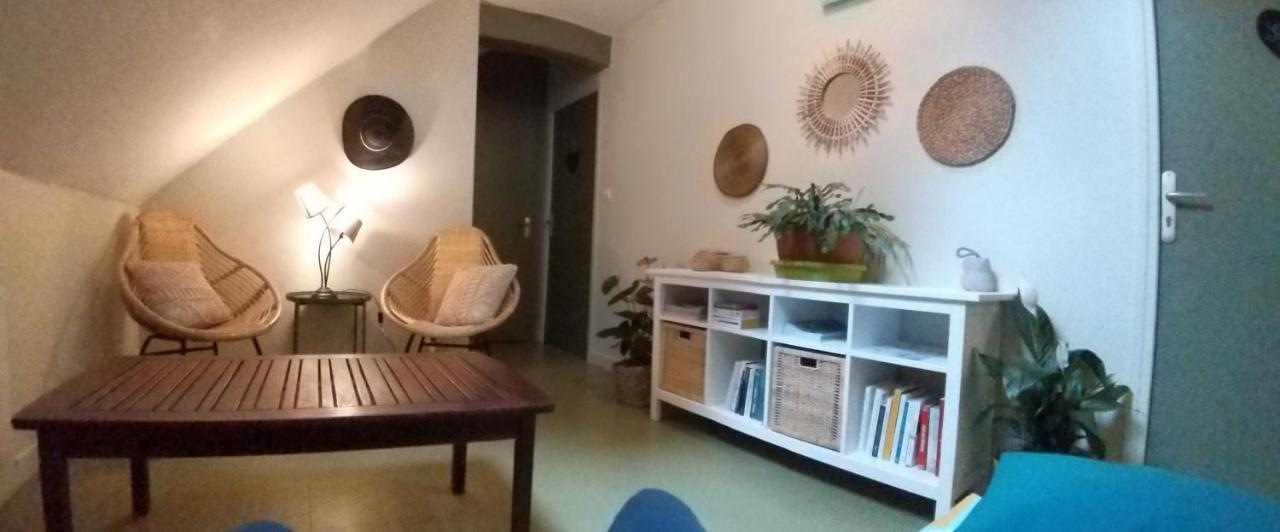 Le Grand Val Bed & Breakfast Lavastrie ภายนอก รูปภาพ