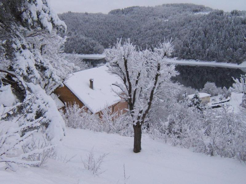 Le Grand Val Bed & Breakfast Lavastrie ภายนอก รูปภาพ